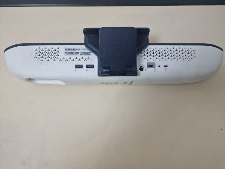 Poly studio p15 Система відеоконференцзв'язку