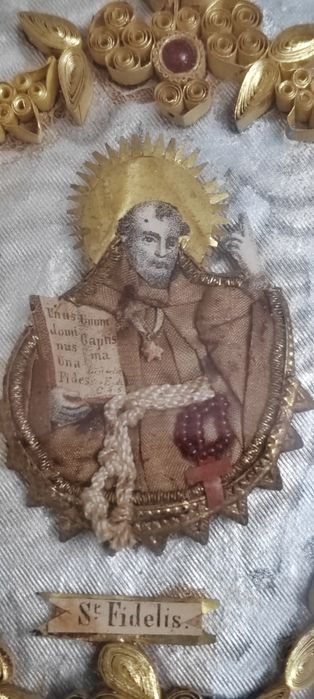 Obraz z relikwiami Św. Fidelis i Św. Maxima .