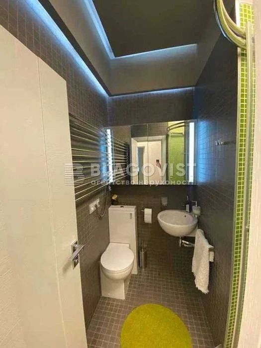 Голден Парк 3 кімнатна Зручний поверх