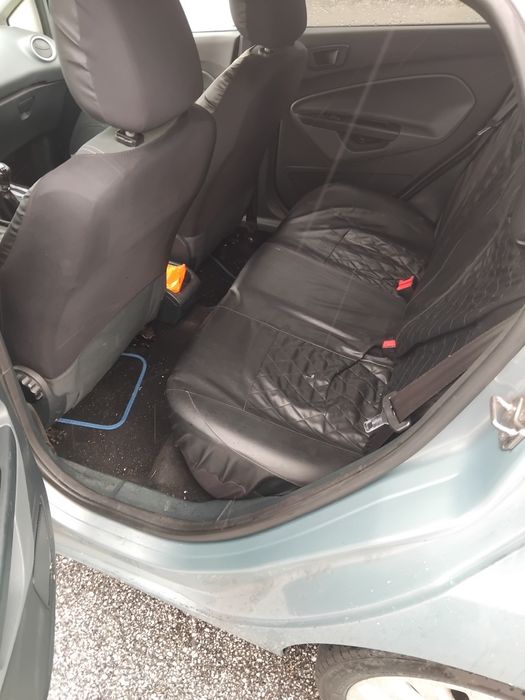 Ford fiesta 1.6 titaniun