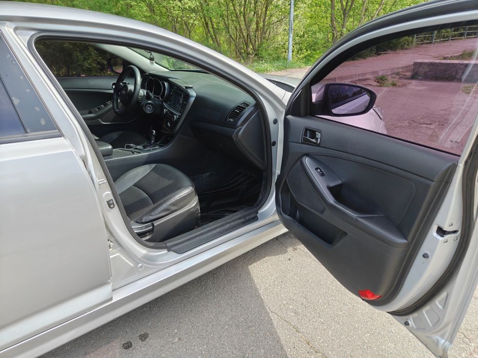 Продам власне авто  Kia k5