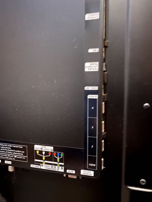 Samsung TV LED 40" - como nova.