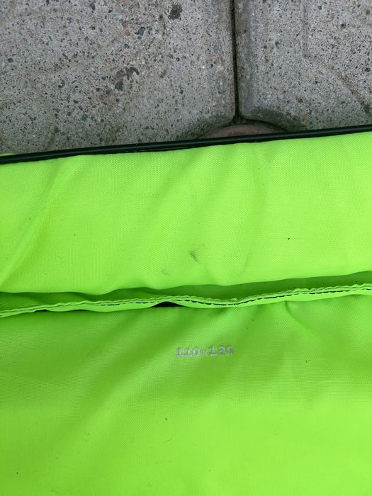 Жилет рятувальний.