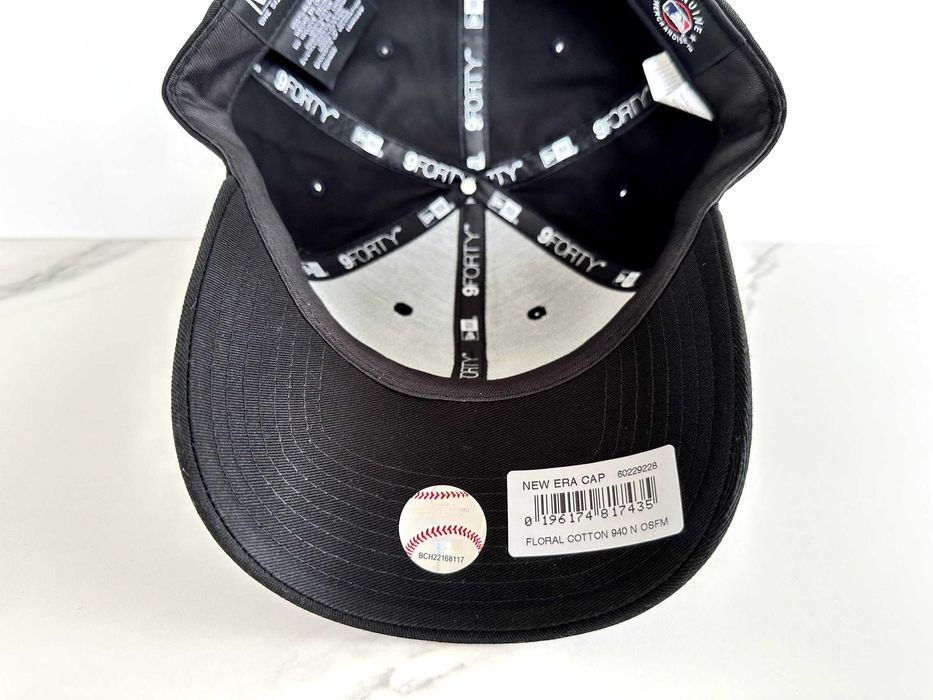 Czapka z daszkiem NEW ERA 9FORTY 940 New York Yankees CZARNA + róża