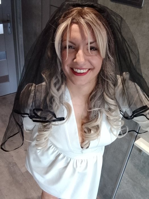 Czarny welon gotycki