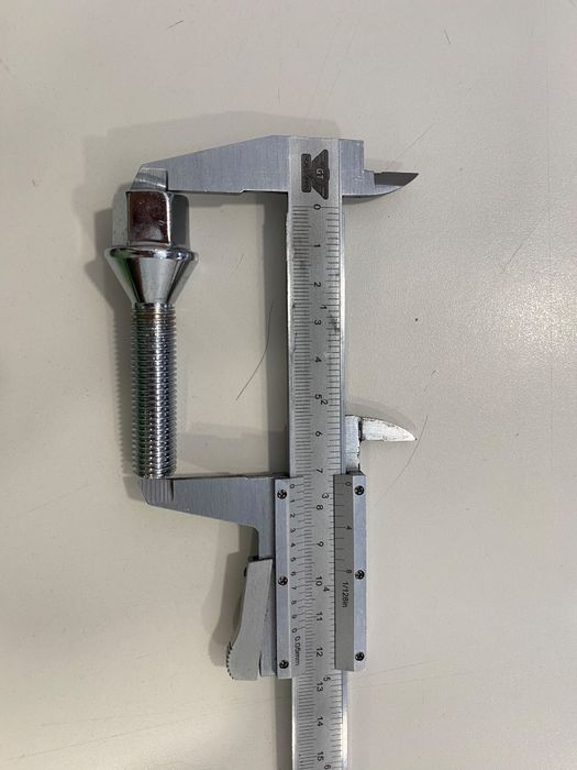 Pernes cónicos M12
