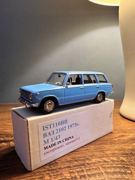 IST ВАЗ  2102 1/43