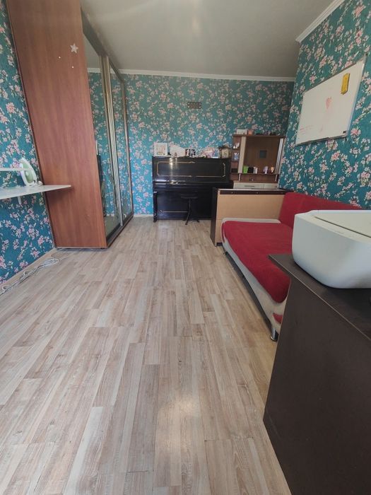 Сдам 2 комнатная квартира метро Ботанический Сад. Капремонт.