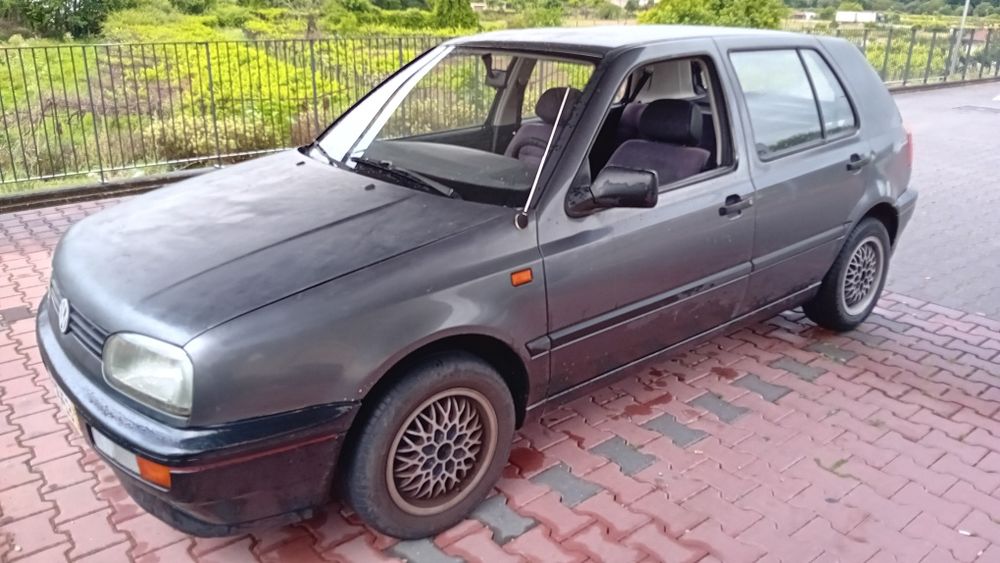 VW Golf 3    1400cc