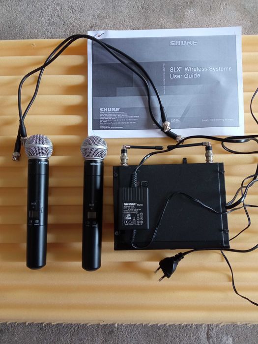 SHURE SLX 4 System plus 2 SHURE Microfones SM 58 ! Top !
