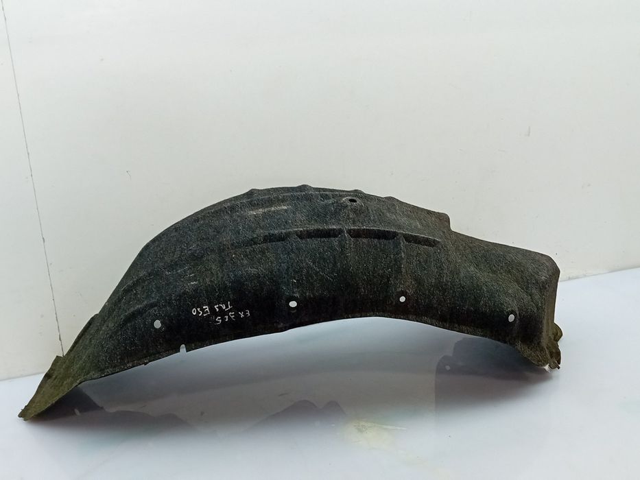 Cava roda trás esquerda TOYOTA Auris Touring Sports (_E18_)