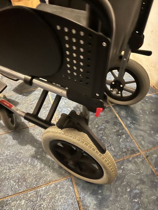 Cadeira de rodas - Orthos - desdobrável