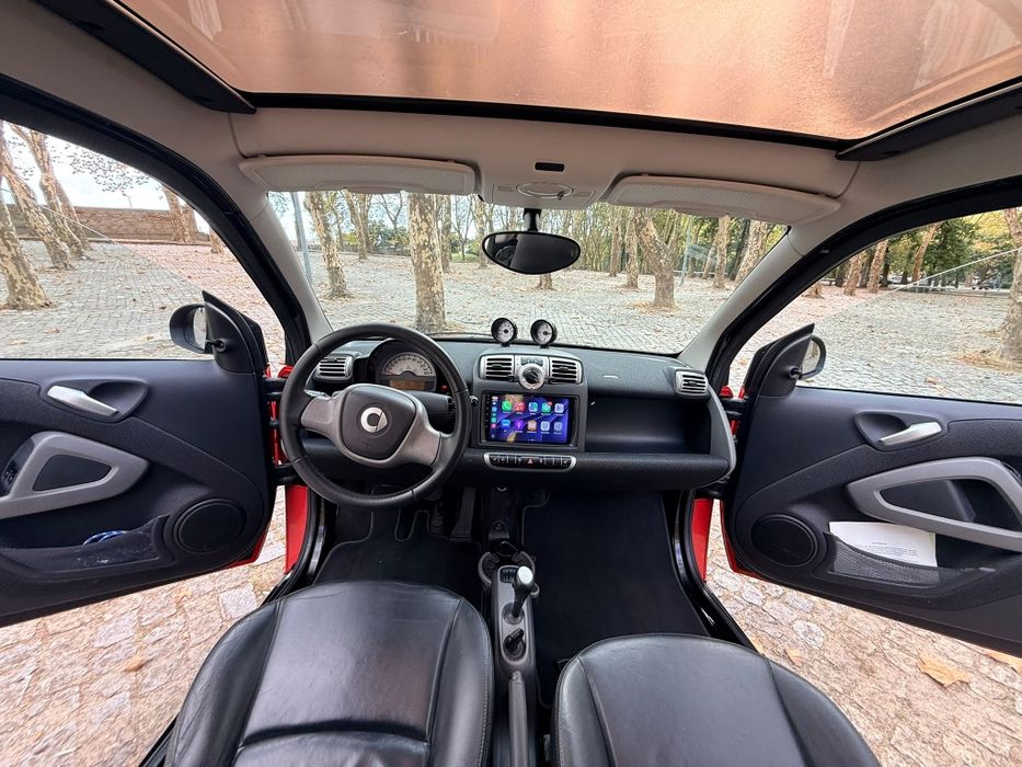 Smart Fortwo 1.0 MHD Automático | 2009 | Pele | CarPlay | Teto Panorâmico