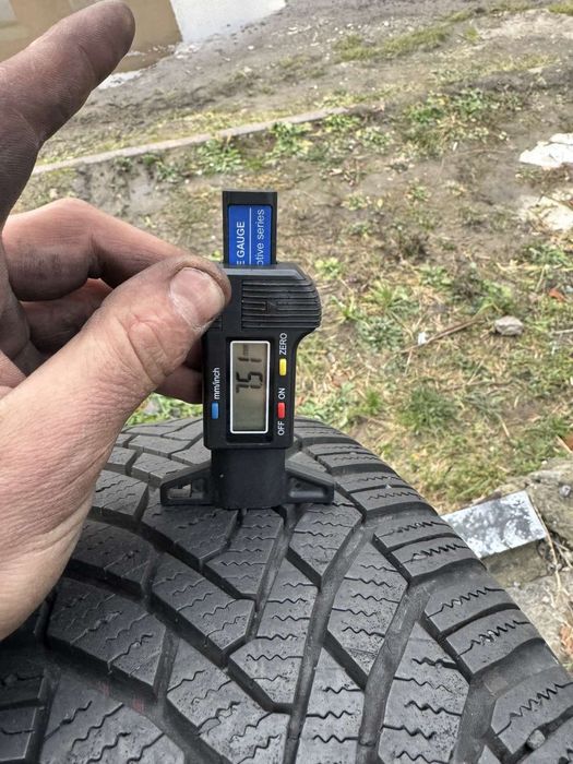 Зимові шини Continental 205/55 R16