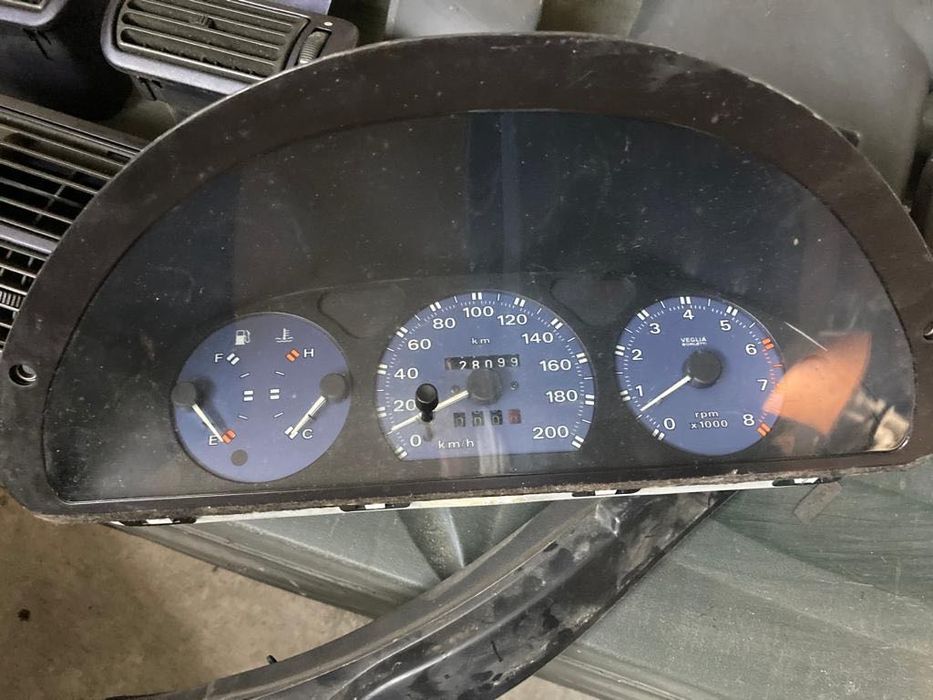 Várias peças punto 96