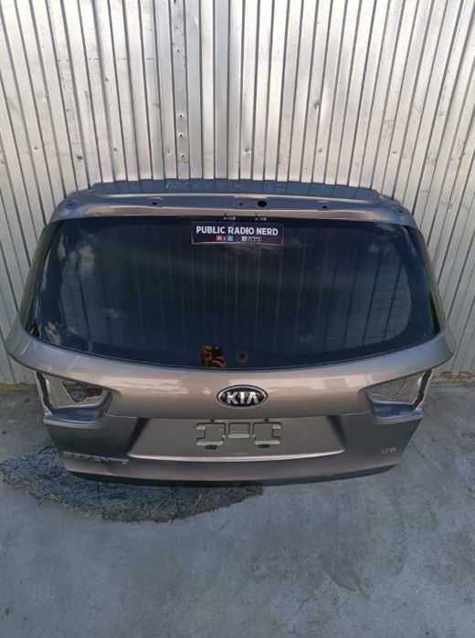 Кришка багажника Kia Sorento 3 III разборка
