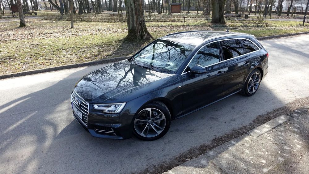 Audi A4 Avant .. Quattro .. Ledy .. EL.Klapa .. Navi .. Klimatronik x 3 .. PDC ..