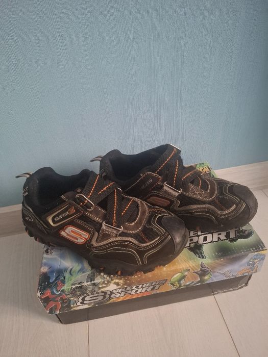 Демісезонні кросівки Skechers