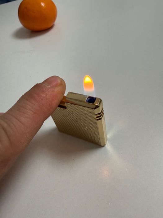 Зажигалка Colibri