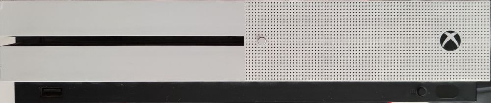 Ігрова консоль XBOX ONE S