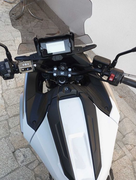 Honda Nc 750  como nova de 2022 revisões na marca [Moto veiga]