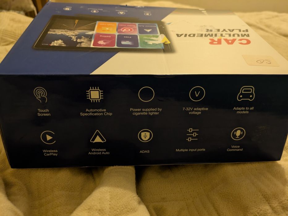 Car player Camecho 10.26