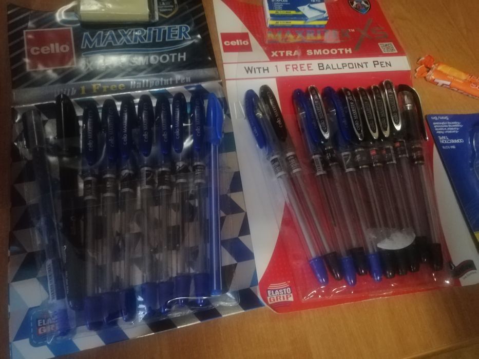 Скрепки для степлера, канцтовари