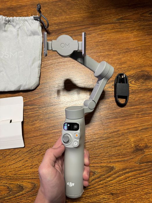 Стабілізатор DJI Osmo Mobile 7 новий