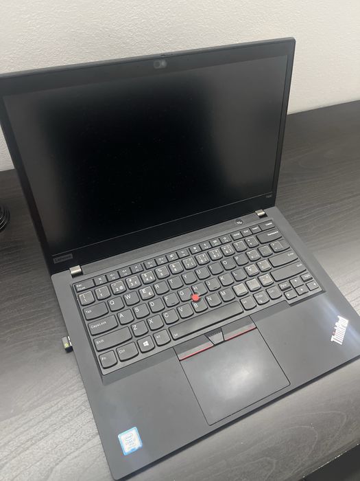 Portatil Lenovo I7 8TH - 13” 16RAM