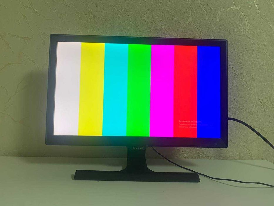 Продам монітор 22" Samsung S22E390H