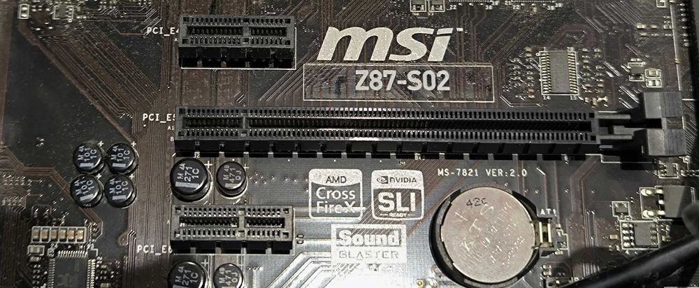 Core i3-4160 3,60 Ghz | 8 GB RAM | Radeon R7 200 | 128 GB SSD | DVD