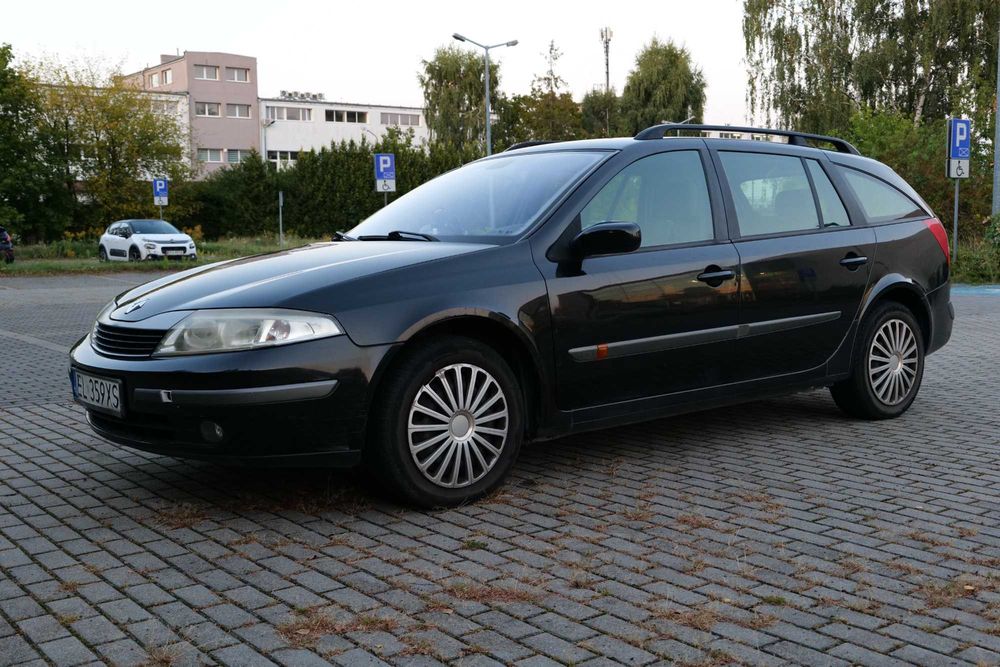 Renault Laguna II  1,8 2003r Kombi  Hak