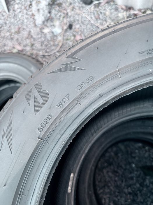 205 60 16 Bridgestone Blizzak LM005 95% 2023 Шини Зима