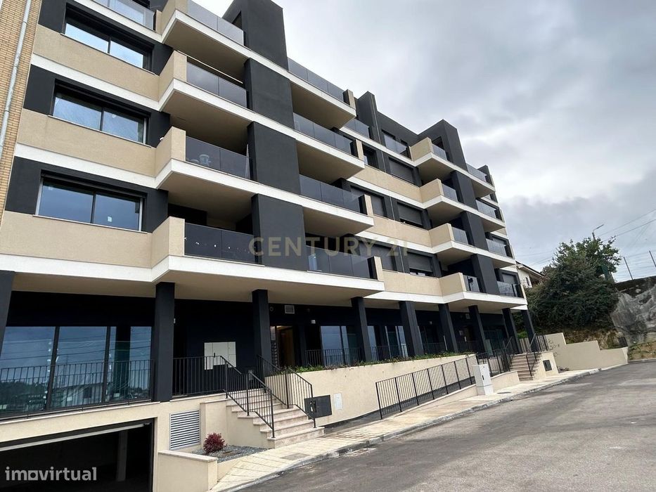 Apartamento T2 para arrendar em Rebordosa, Paredes