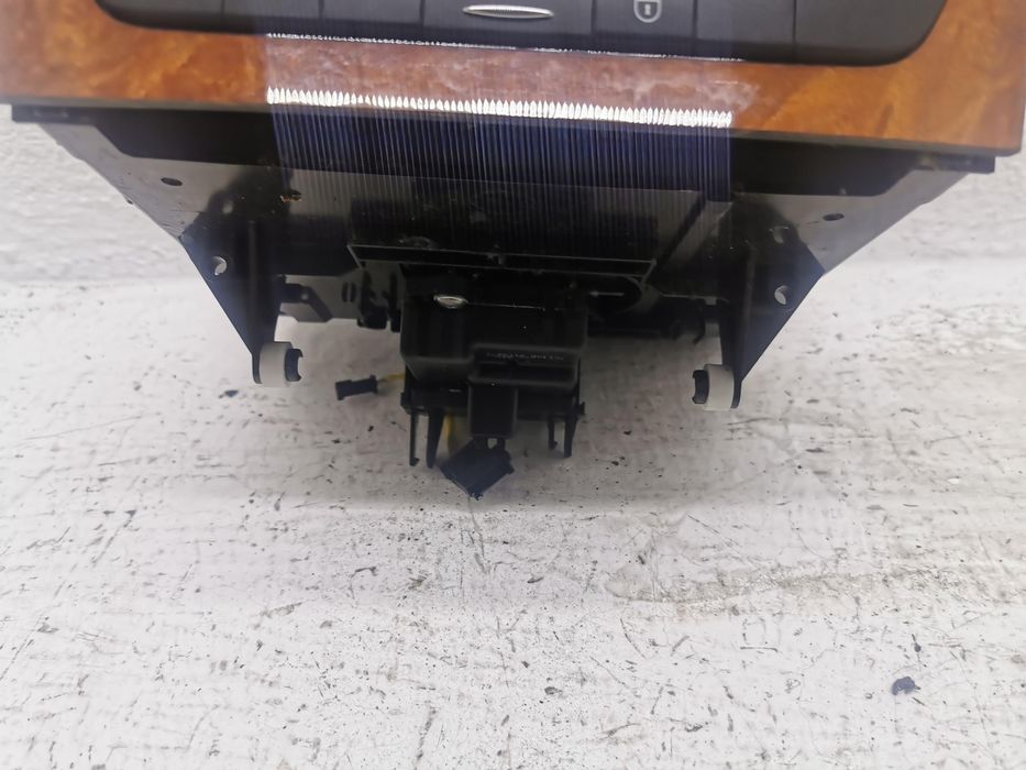 Panel przełącznik awaryjnych mercedes e-klasa w211