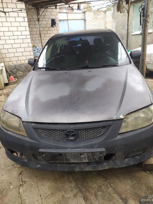 Розбираю mazda 323 f 1.6 бензин