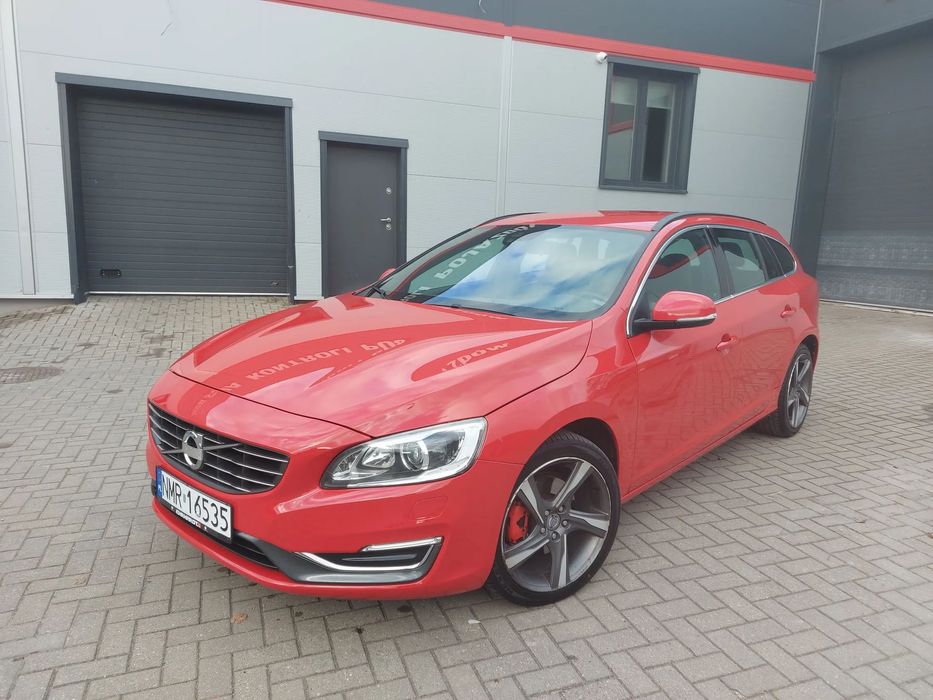 Volvo V60 2.0 D4 181KM Automat | Xenon | Hak | Virtualny licznik | Ser