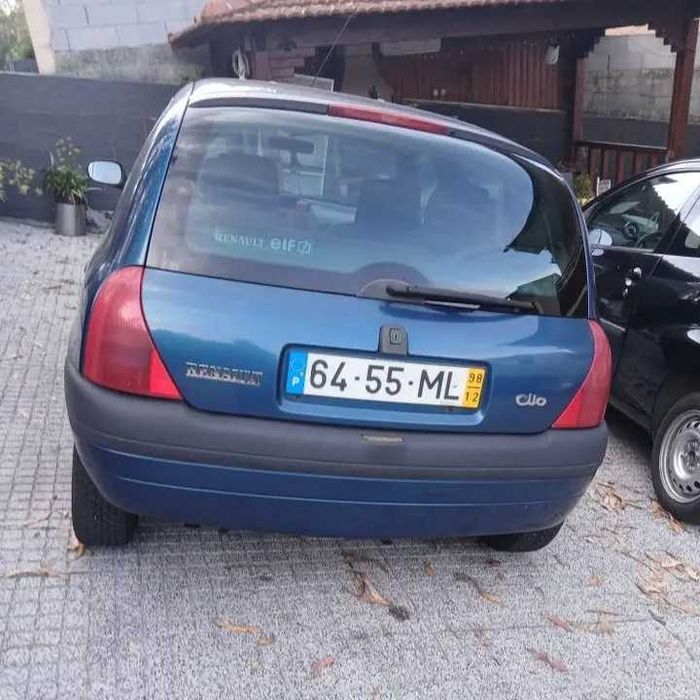 Carro sem nada apontar...