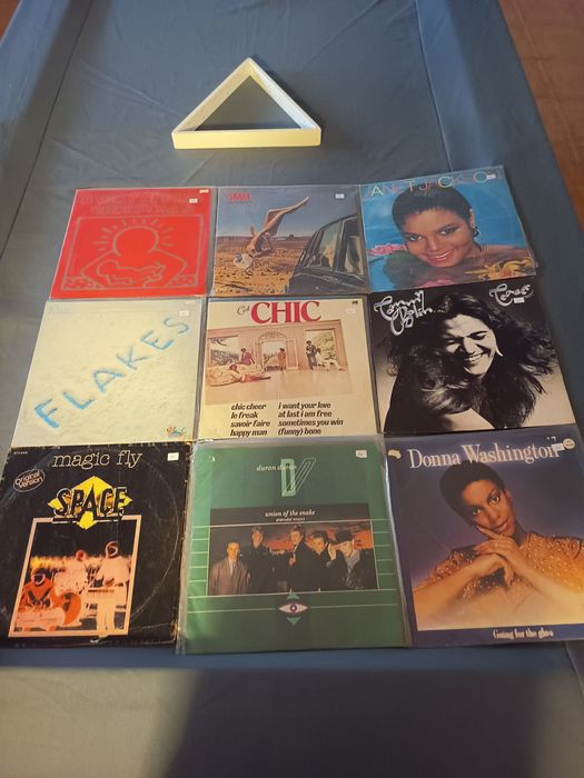 Lote de vinis a €10 a unidade