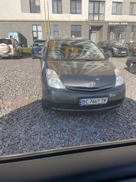Оренда авто під таксі Toyota Prius hybrid/газ