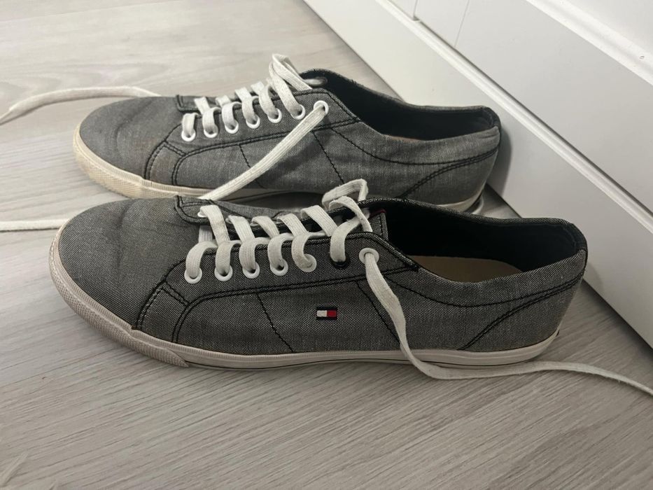 #Tommy Hilfiger trampki szare