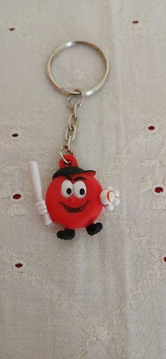 Porta-chaves Mini-babybel, antigo