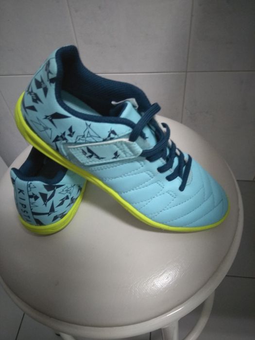 Sapatilhas de Futsal Kipsta Criança