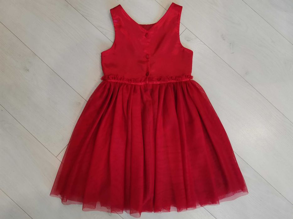 Фирм. красивое нарядное пышное красное платье НМ на 5-6-7 лет, 116 см