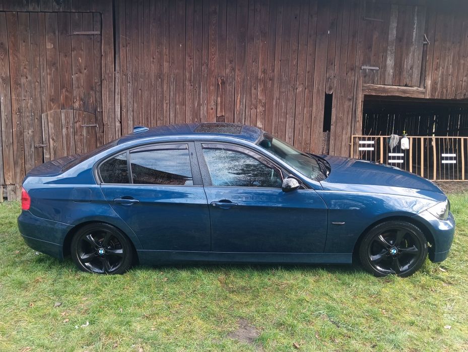 BMW e90 na części 2.0 benzyna mysticblau