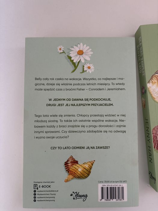 Książki z serii tego lata stałam sie piękna.