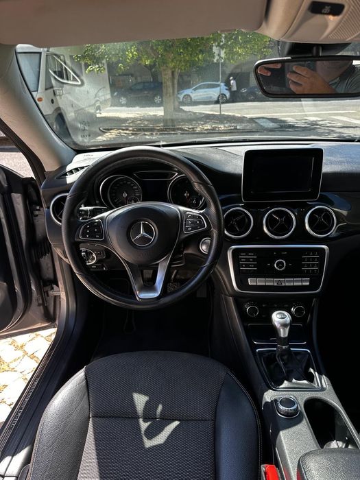 CLA 180D Shooting Break