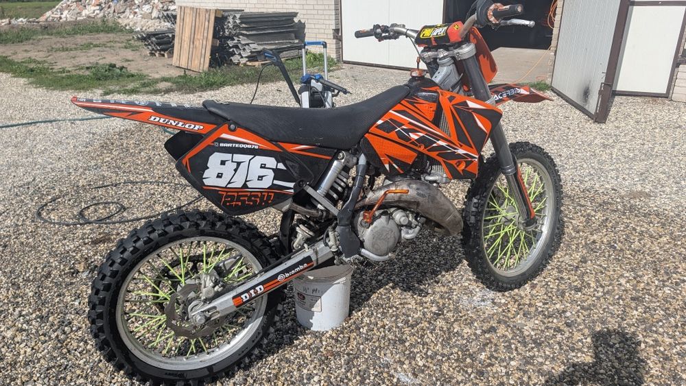 KTM SX 125. CM³ mała bestia