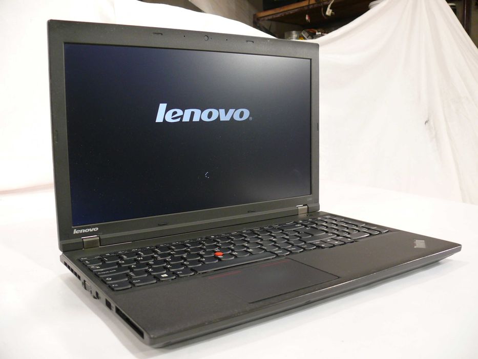 Lenovo L540, SSD 249GB/8G RAM. Core i5, bateria 82,9% , 15,5."