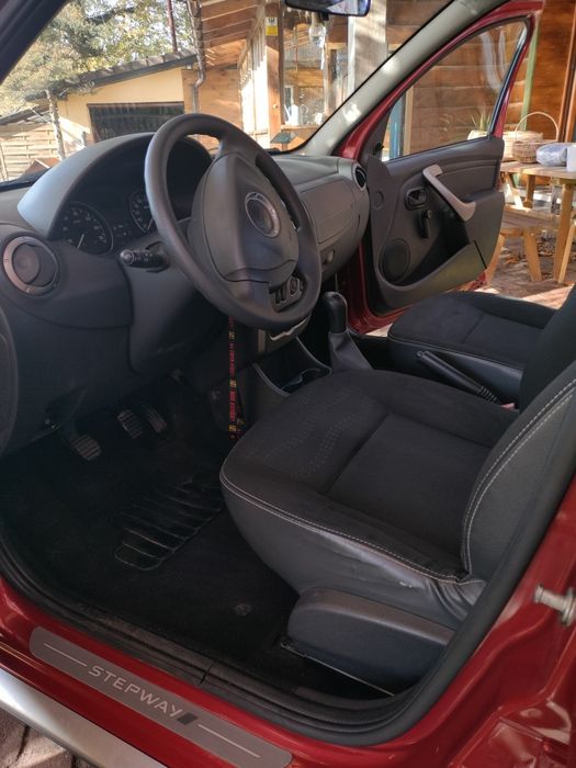 Dacia Sandero Stepway - 2012